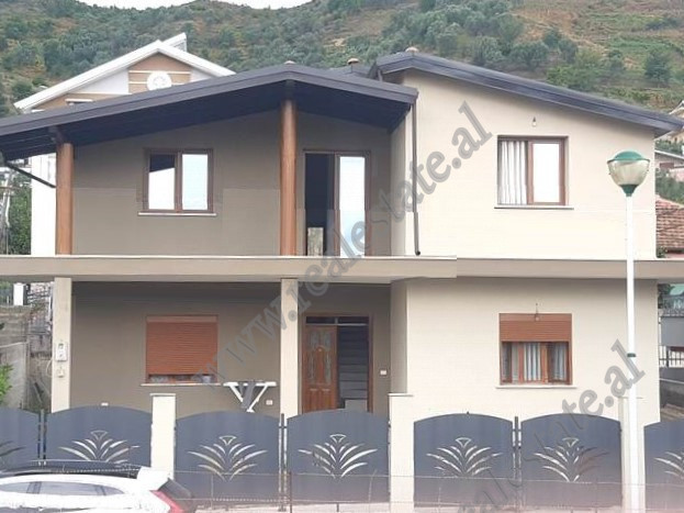 Two storey villa for sale in Gjelberimi in Vore, Tirana, Albania.
It has a land surface of 300 m2 a